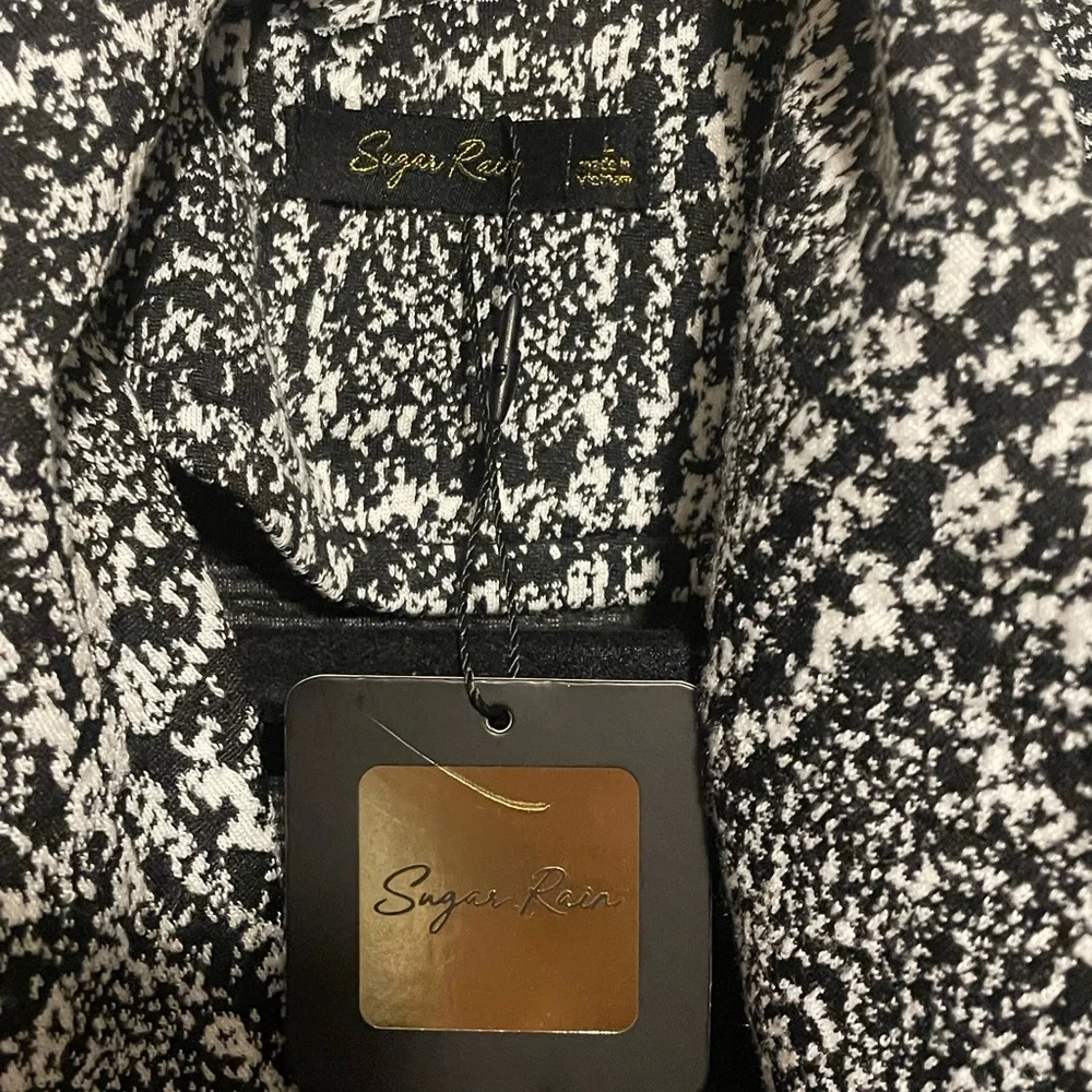 NWT wrap jacket. - Picture 2 of 3